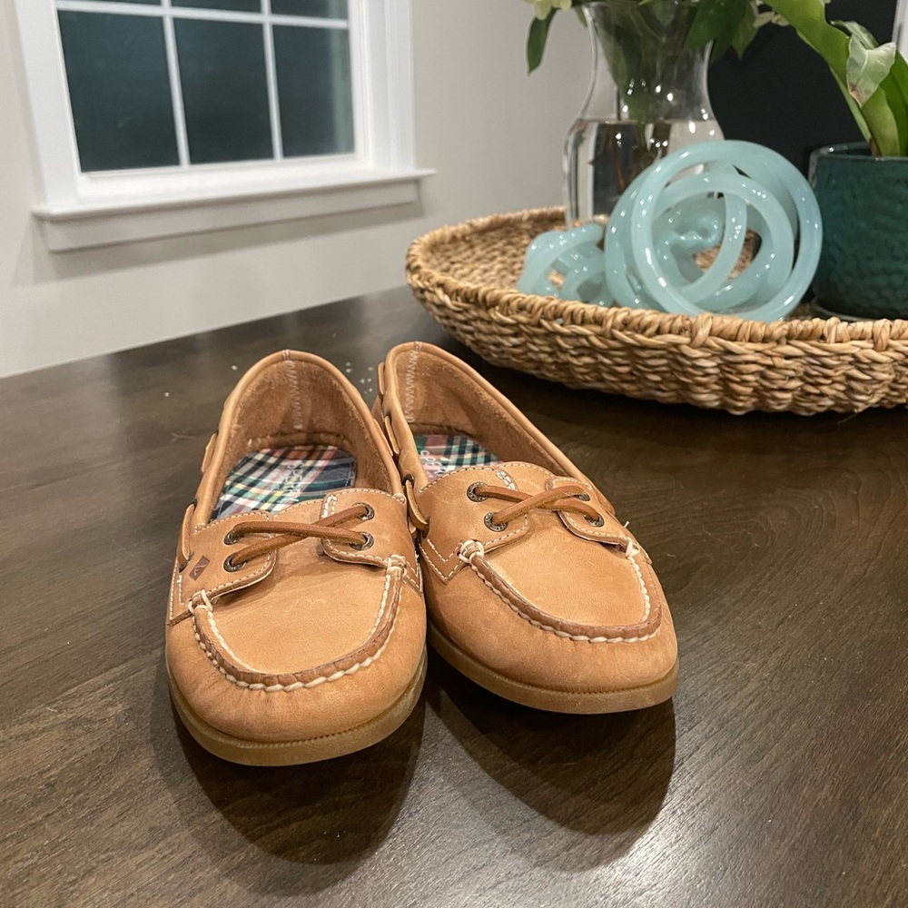 Sperry Loafers Size 7
